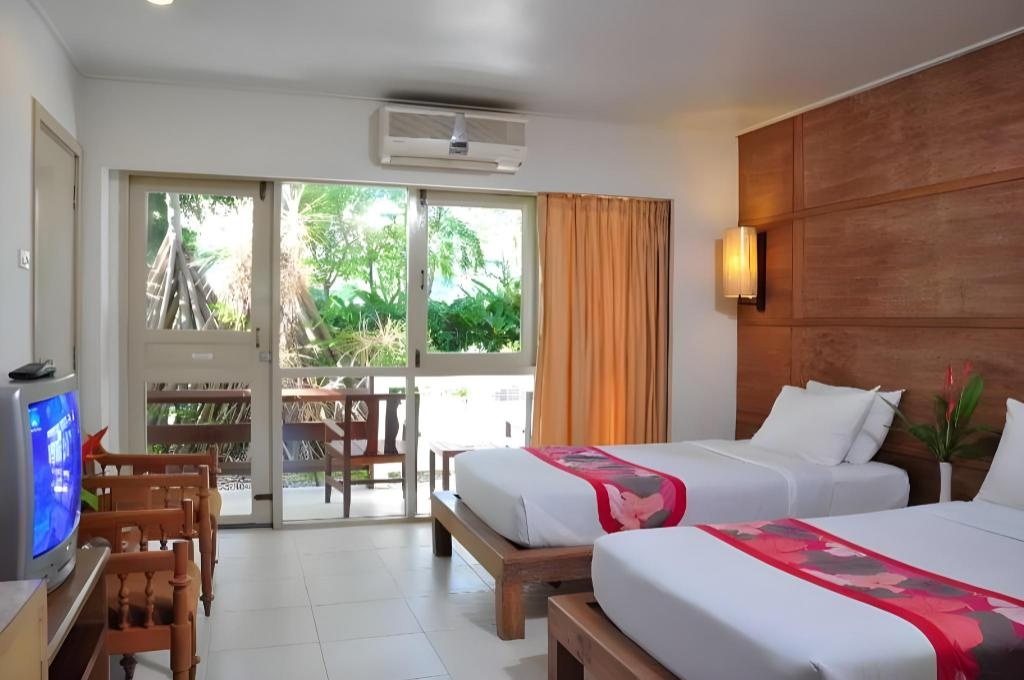 Sunshine Garden Resortroomsrooms Image 1616