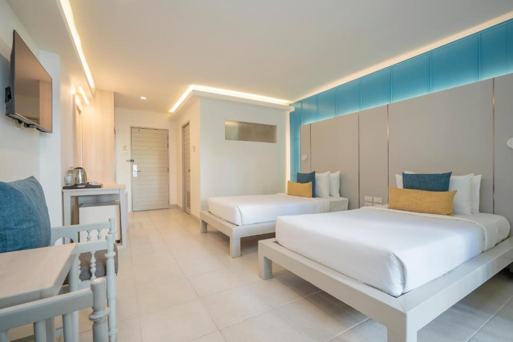 Sunshine Garden Resortroomsrooms Image 3535