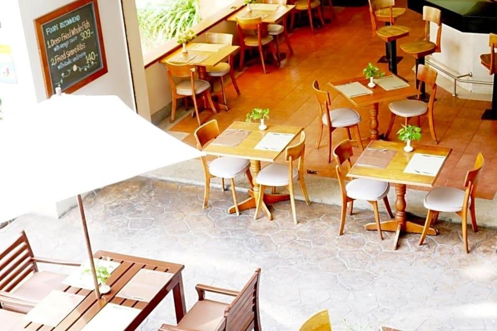 Sunshine Hotel Residencesdiningdining Image 1111