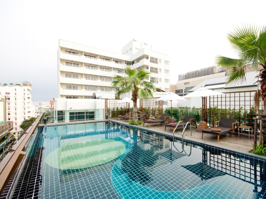 Sunshine Hotel ResidencesfacilitiesSwimming Pool3