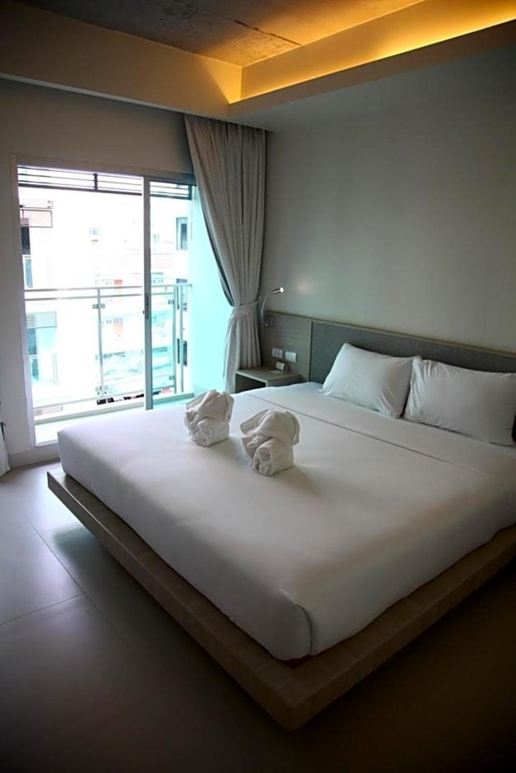 Sunshine Hotel Residencesroomsrooms Image 2727