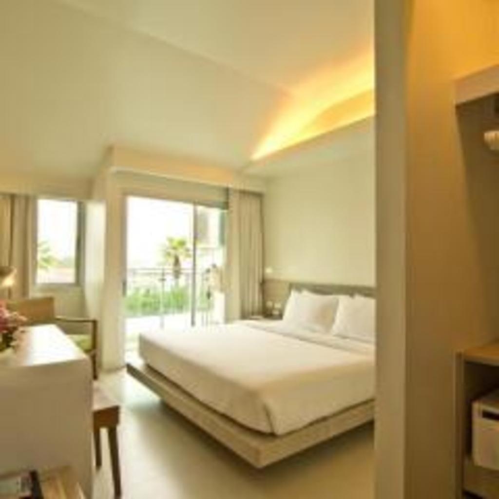 Sunshine Hotel Residencesroomsrooms Image 4040