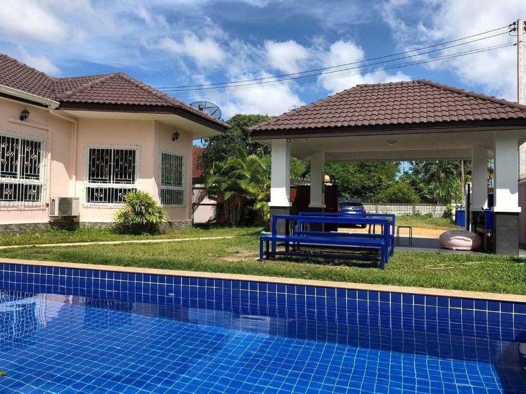 The Pool House Pattaya No1propertyviewsExterior View2