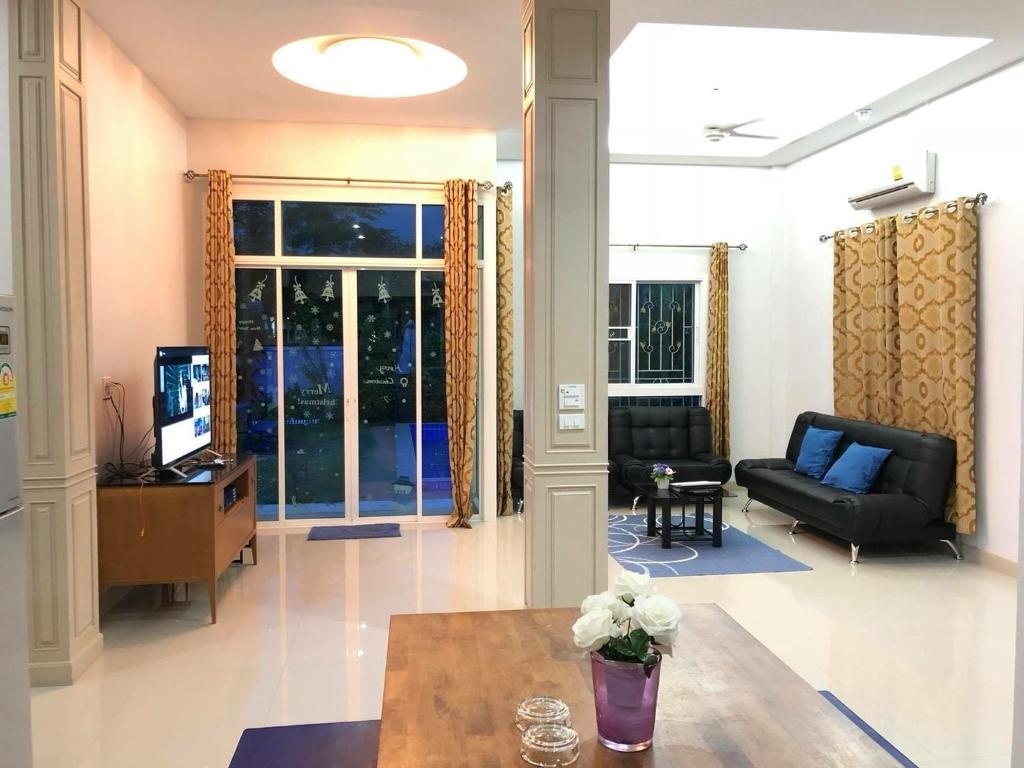 The Pool House Pattaya No1propertyviewsInterior View3