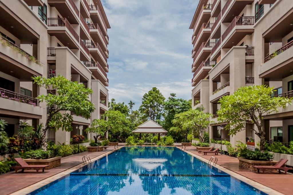 Pattaya Rin ResortfacilitiesSwimming Pool Outdoor8