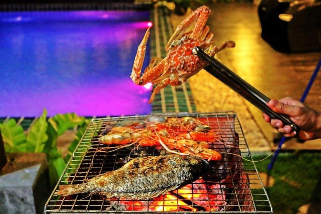 The Siam Place Pool VilladiningFood And Beverages1