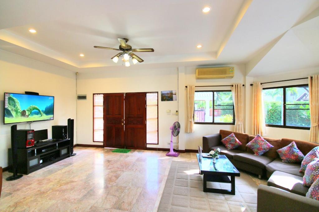 The Siam Place Pool VillapropertyviewsInterior View1