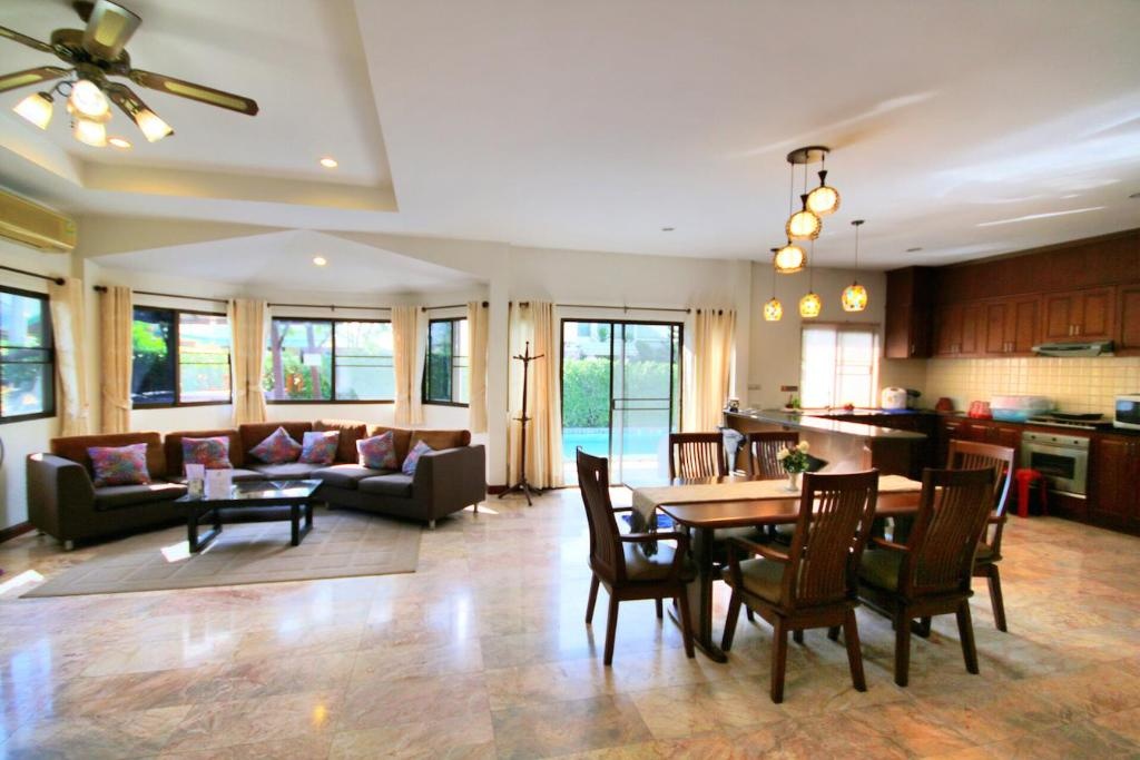The Siam Place Pool VillapropertyviewsInterior View3