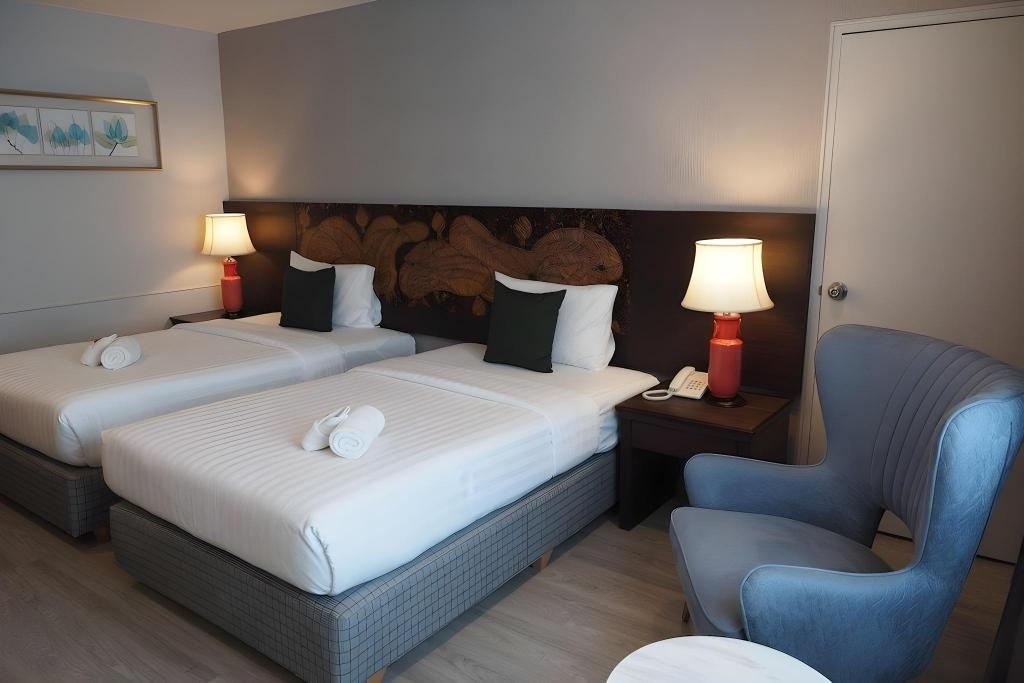 Empress Pattaya Hotelroomsrooms Image 1010