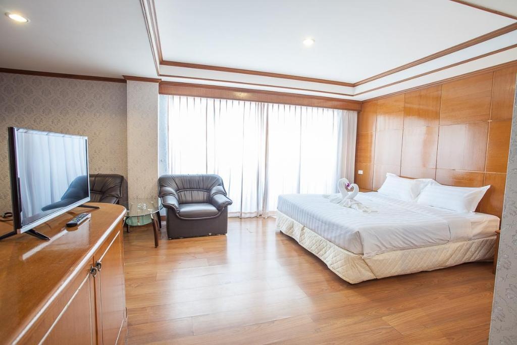 Hillton Holiday Central PattayapropertyviewsInterior View15