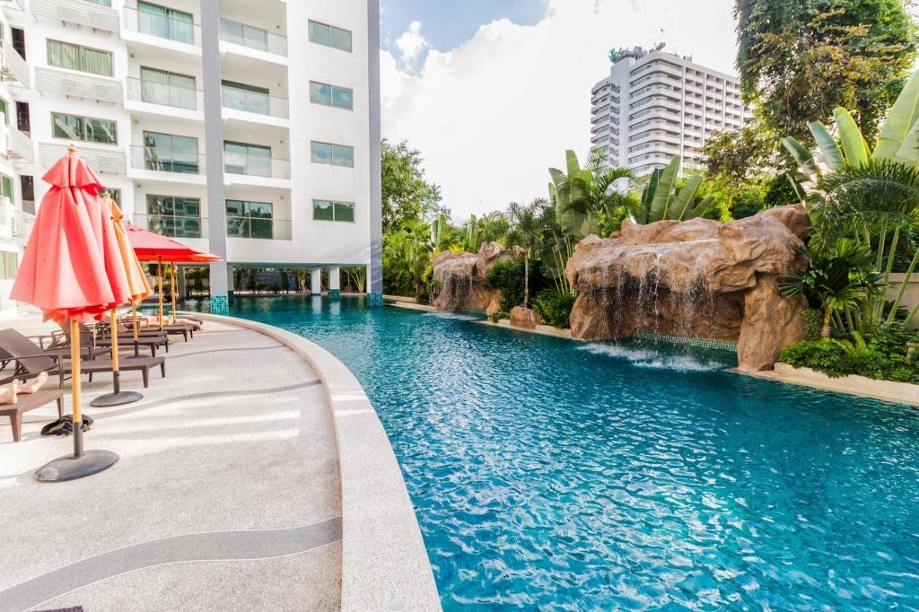 Club Royal Wongamat By Pattaya Sunny RentalsfacilitiesSwimming Pool6