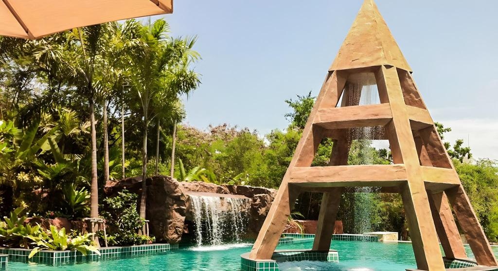Club Royal Wongamat By Pattaya Sunny RentalspropertyviewsExterior View6