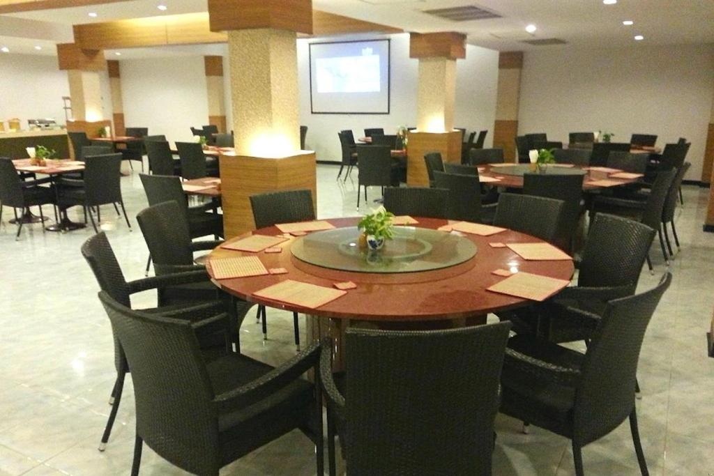 Suncity Hotel Pattaya  Dining  Restaurant 4