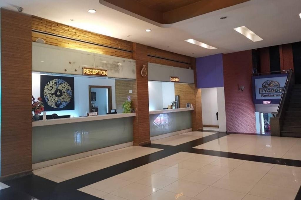 Suncity Hotel Pattaya  Property Views  Lobby 15