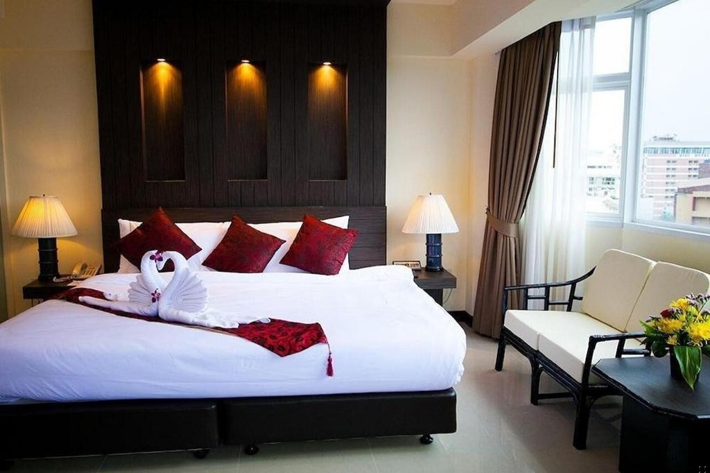 Suncity Hotel Pattaya  Rooms  Suite Room View 6