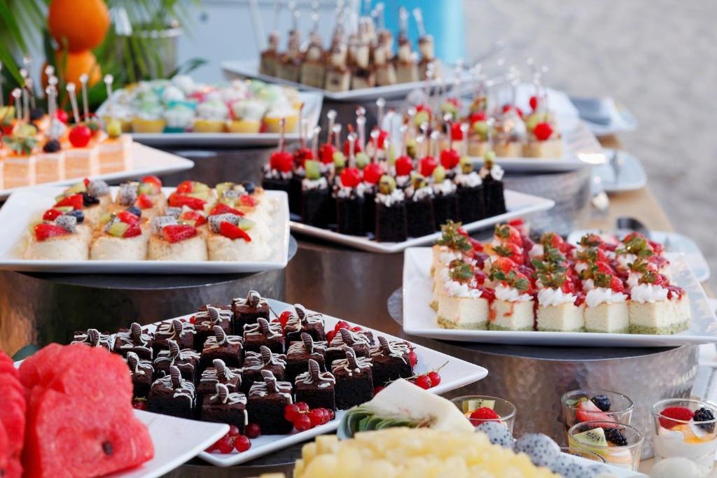 Centara Grand Mirage Beach Resort PattayadiningRestaurant13