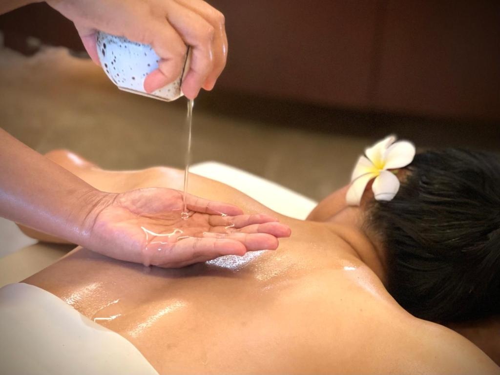 Centara Grand Mirage Beach Resort PattayafacilitiesMassage102