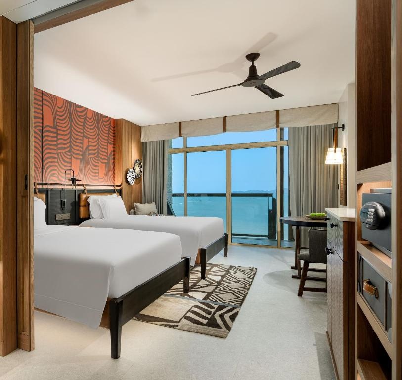 Centara Grand Mirage Beach Resort Pattayaroomsrooms Image 99