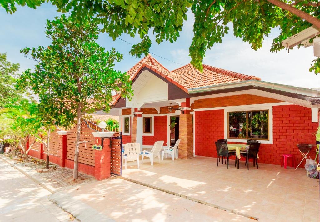 GARDEN VILLA PATTAYA HOLIDAY HOUSEpropertyviewsExterior View1