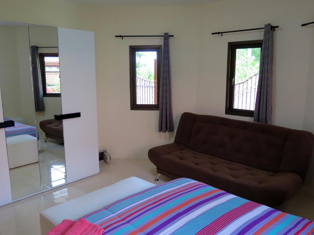 GARDEN VILLA PATTAYA HOLIDAY HOUSEroomsrooms Image 11