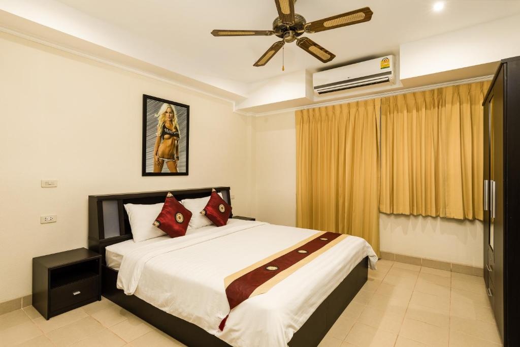 The Classroom Hotelroomsrooms Image 11