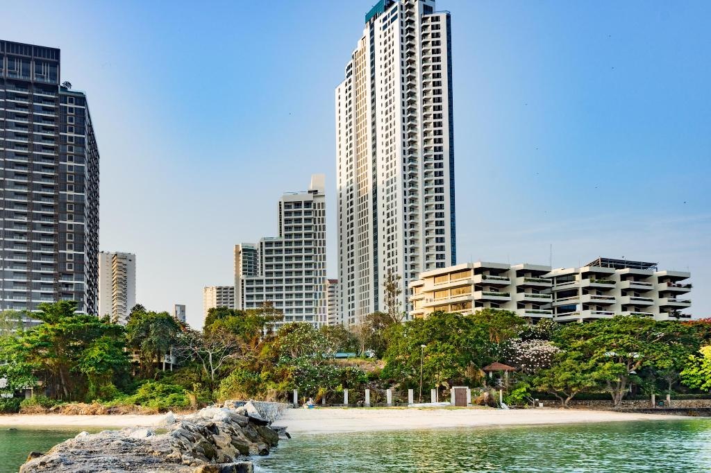 Luxury Beachfront Large Suitepropertyviewspropertyviews Image 11