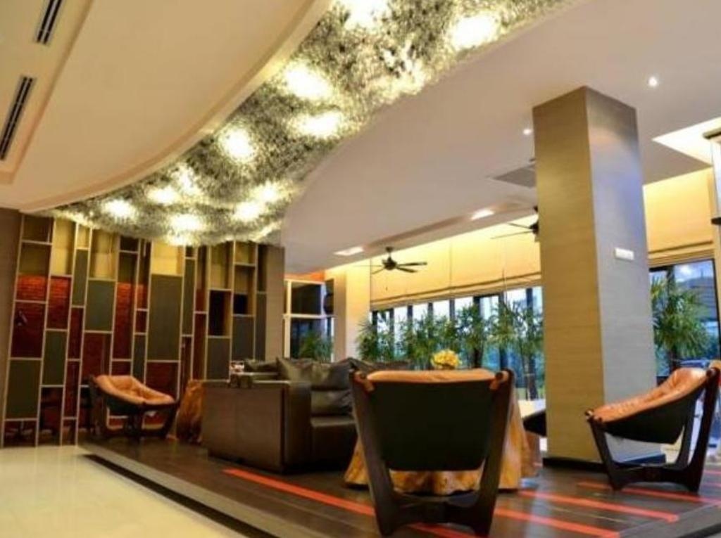Mooks ResidencepropertyviewsLobby3