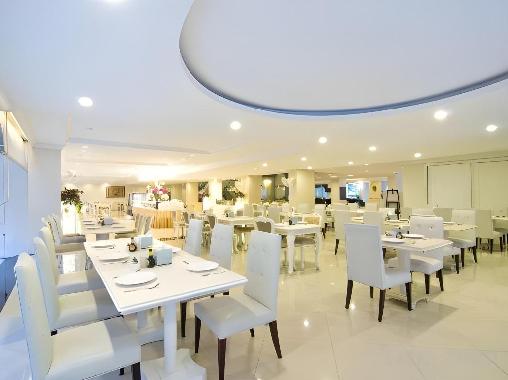 LK Legend Hoteldiningdining Image 44
