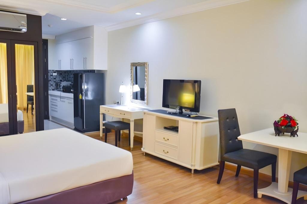 LK Legend Hotelroomsrooms Image 3030