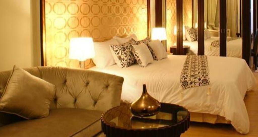 LK Legend Hotelroomsrooms Image 3636