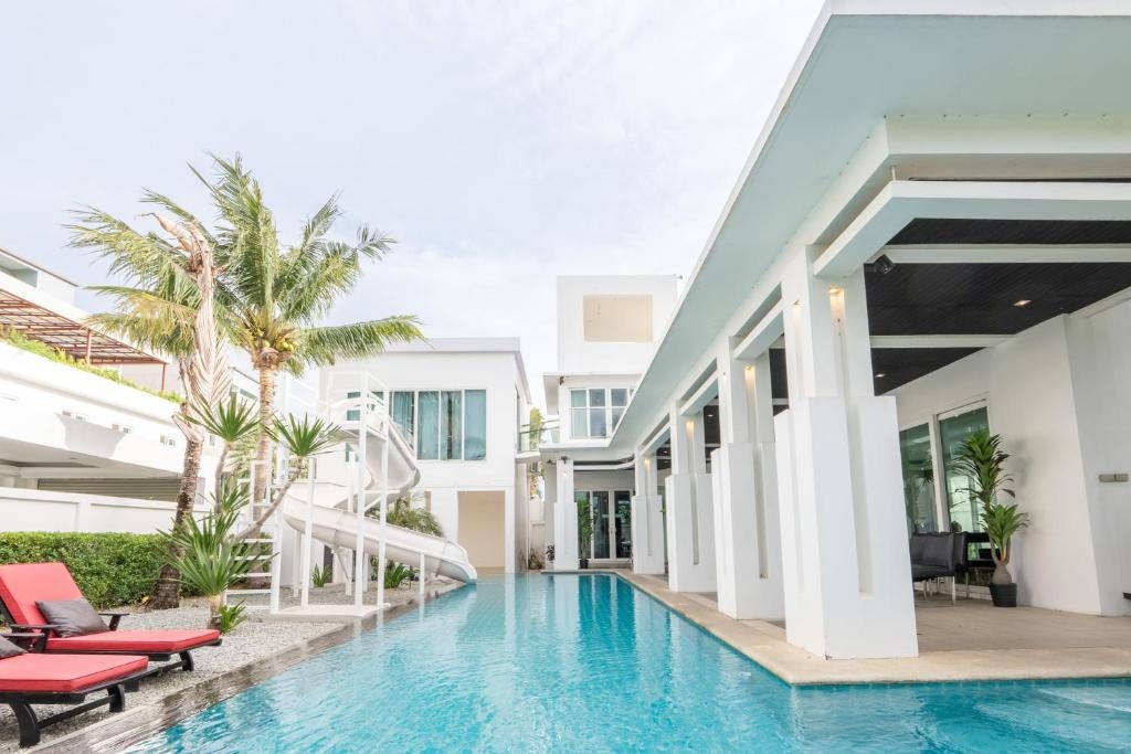 Premium Pool Villa Pattaya  Facilities  Facilities Image 10 10