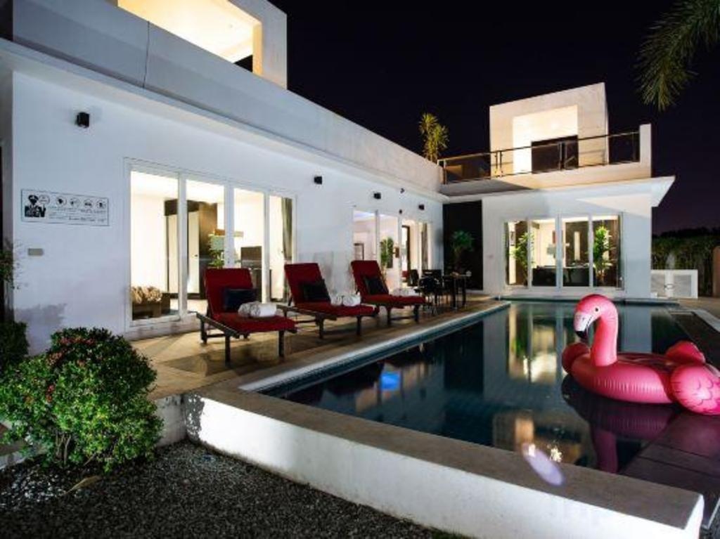 Premium Pool Villa Pattaya  Facilities  Facilities Image 27 27