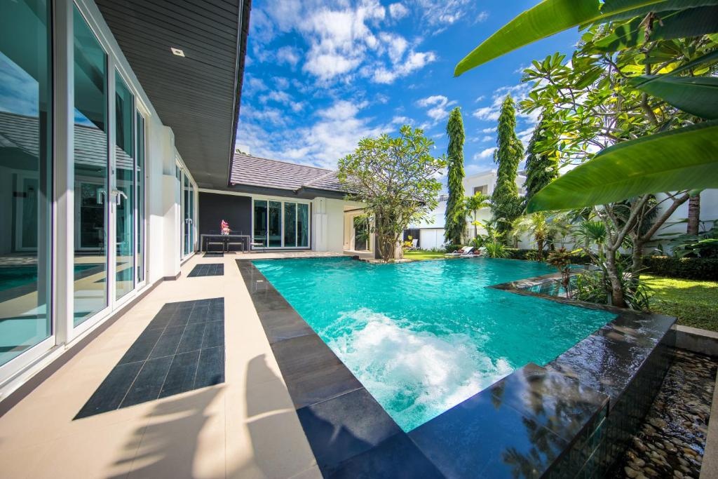 Premium Pool Villa Pattaya  Facilities  Facilities Image 3 3