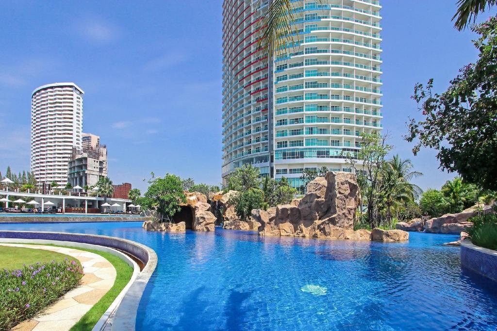 White Sand Beach Residences PattayafacilitiesSwimming Pool Outdoor6