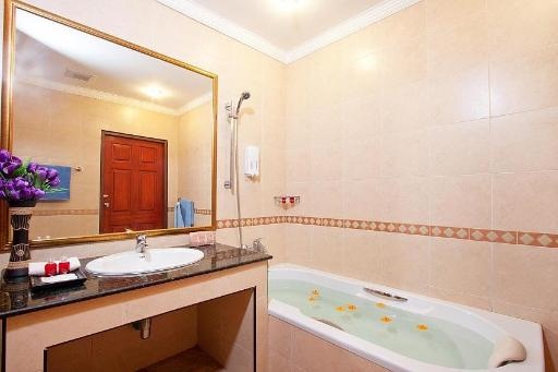 Villa Nai Mueang Yai 4Bed Pool In Central Pattayafacilitiesfacilities Image 88