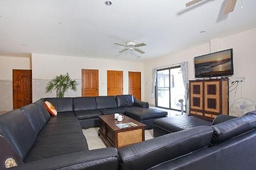 Villa Khao Talo Sizable 5Bed With Pool In Pattayafacilitiesfacilities Image 22
