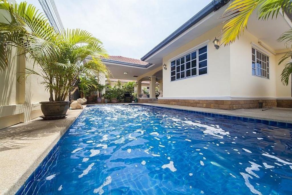 Villa Baan Chokdee 5Bed PoolVilla Jomtien Pattayafacilitiesfacilities Image 33