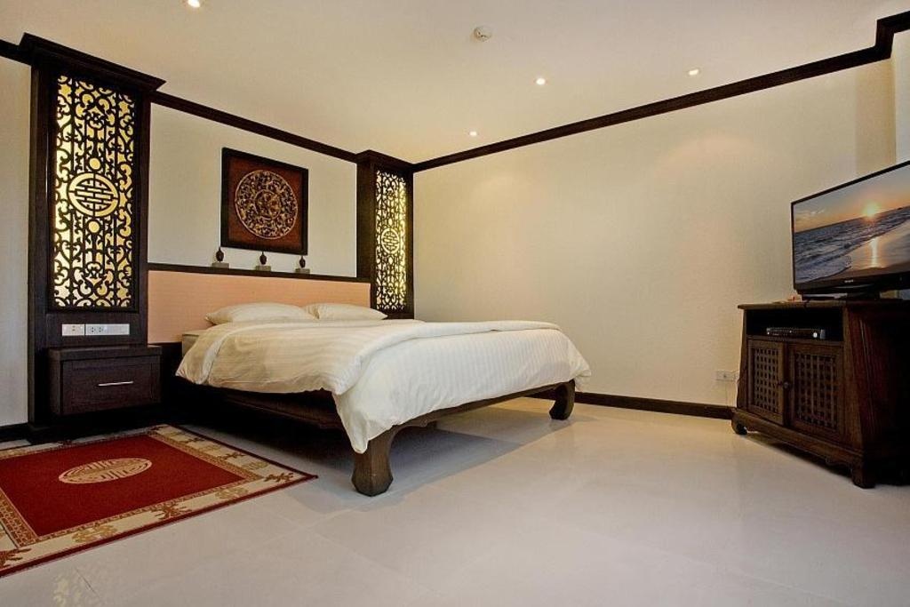 Apartment Nirvana Place 2Bed PratumnakHill Pattayaroomsrooms Image 33
