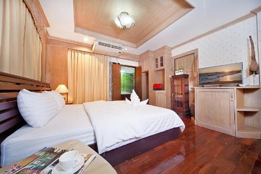 Villa BaanRueanThai 6BR WithPool Jomtien Pattayaroomsrooms Image 11