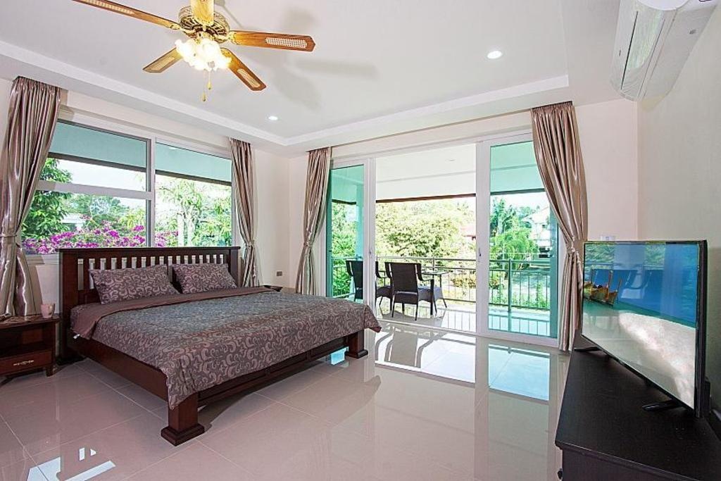 Villa Siam Alexia 5BR PoolVilla Bangsaray Pattayaroomsrooms Image 11