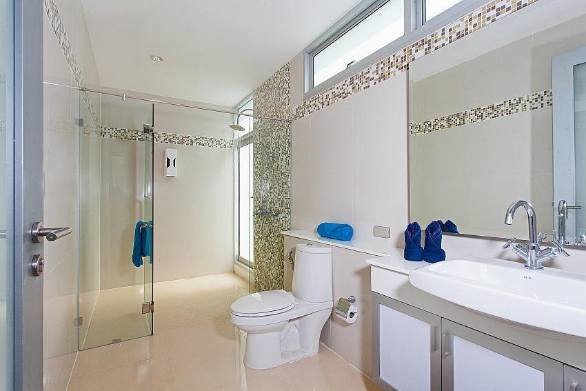 Villa Jomtien Waree9 6Bed PoolVilla In Na Pattaya Facilitiesgallery Image 9 9