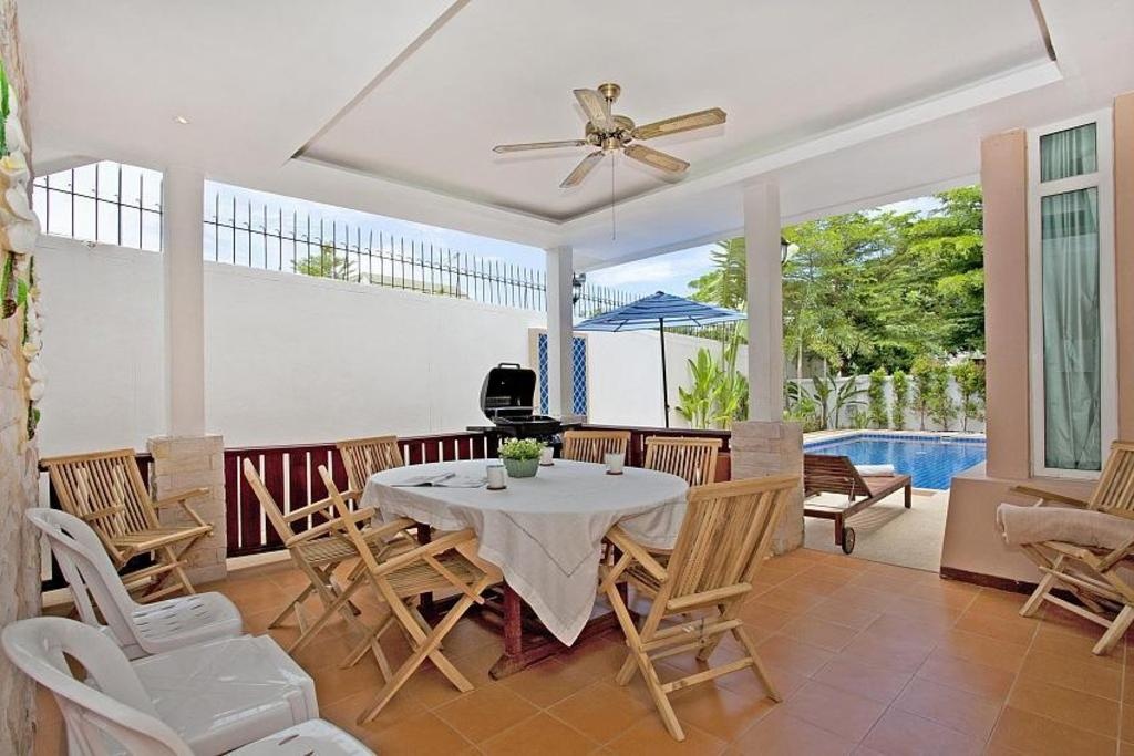 Villa Jomtien SummertimeA 4Bed Pool In Pattayadiningdining Image 11