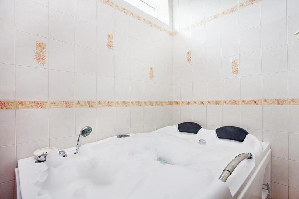 Villa Huay Yai Manor 7Bed With Pool In Pattayafacilitiesfacilities Image 99