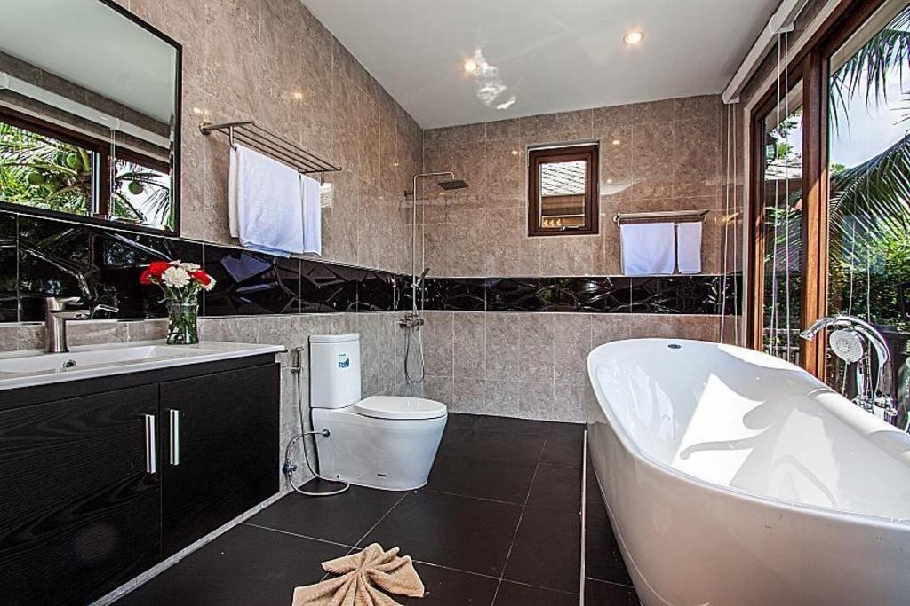 Villa Baan Suay Tukta 5BR WithPool Jomtien Pattayafacilitiesfacilities Image 1414