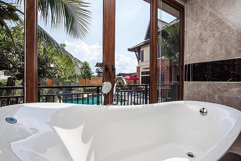 Villa Baan Suay Tukta 5BR WithPool Jomtien Pattayafacilitiesfacilities Image 33