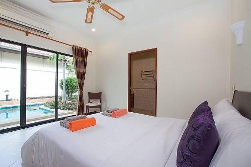 Villa Majestic 41 Modern 2 BR In Central Pattayaroomsrooms Image 44