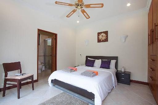 Villa Majestic 41 Modern 2 BR In Central Pattayaroomsrooms Image 55