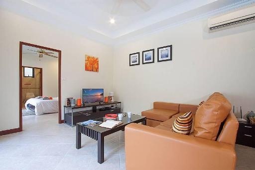 Villa Majestic 41 Modern 2 BR In Central Pattayaroomsrooms Image 88