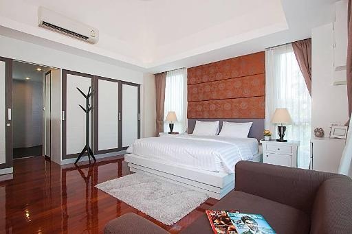 Villa Villa Modernity A 3Bed Pool In Pattaya Cityroomsrooms Image 1010