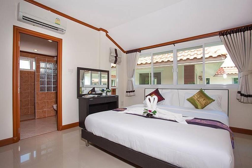 Chonburi Villa Timberland Lanna Villa 301 3 Bedsroomsrooms Image 11